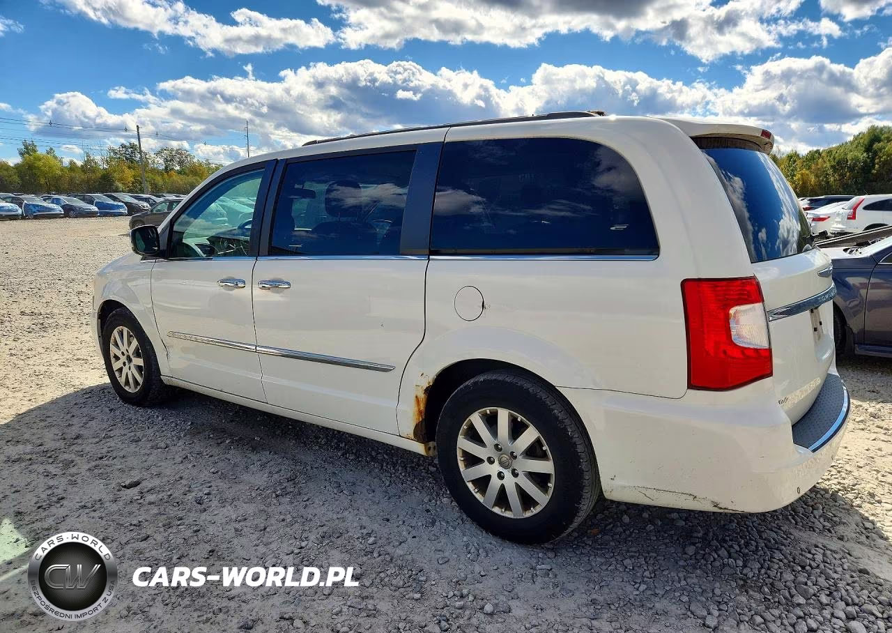2011 Chrysler Town & Country Touring L VIN:2A4RR8DG1BR781228 - 2