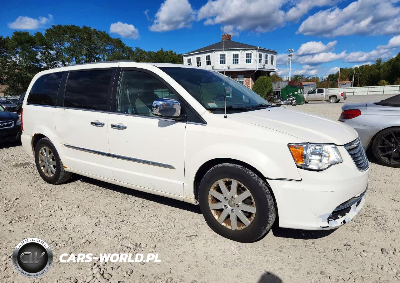 2011 Chrysler Town & Country Touring L VIN:2A4RR8DG1BR781228 - 4