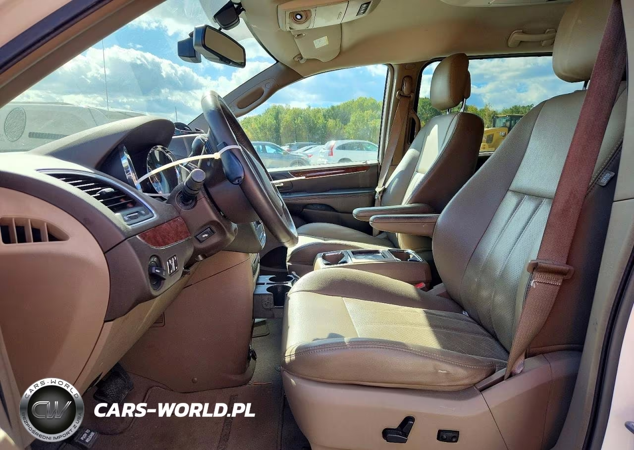 2011 Chrysler Town & Country Touring L VIN:2A4RR8DG1BR781228 - 7