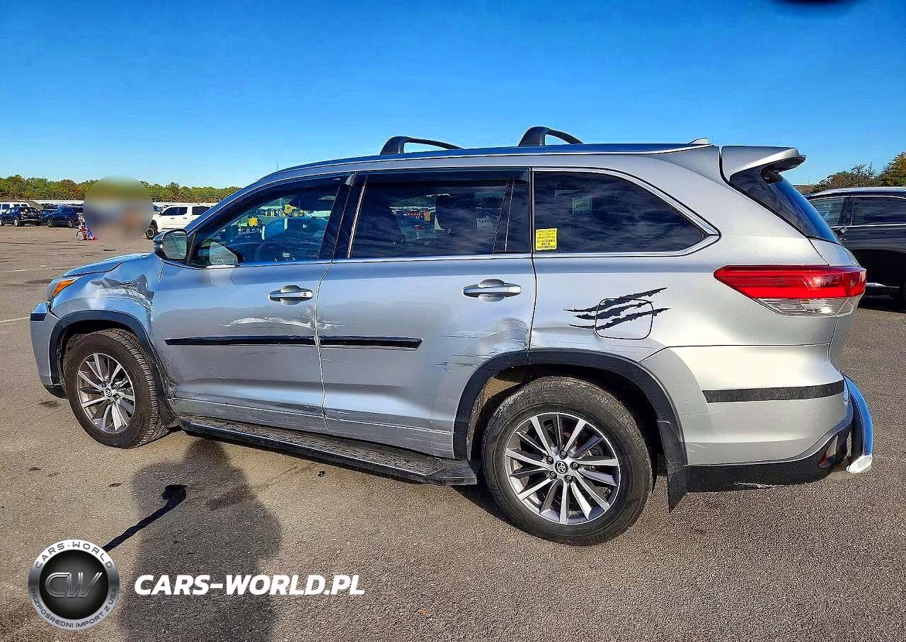 2018 Toyota Highlander Xle VIN:5TDJZRFH7JS552038 - 2