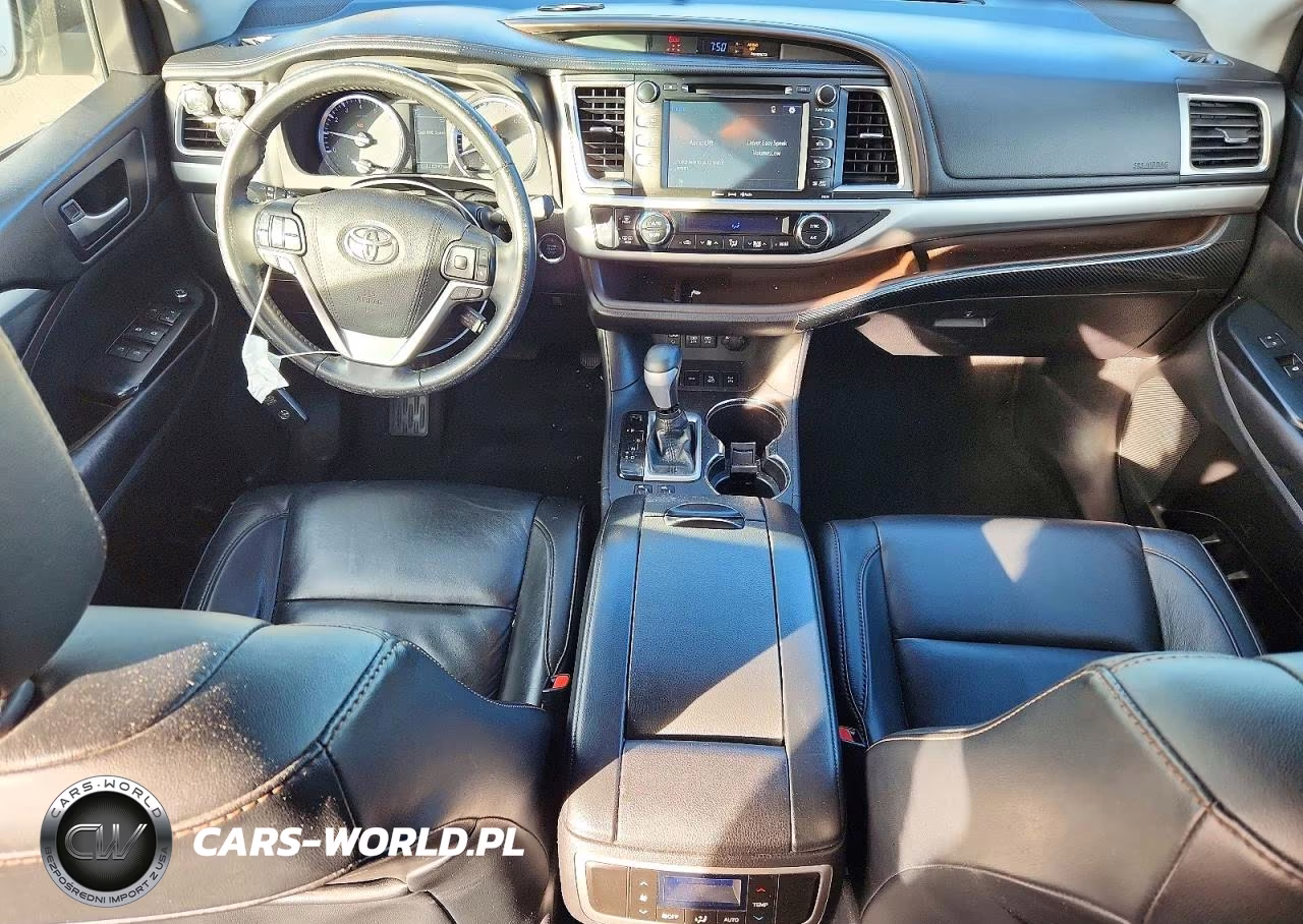 2018 Toyota Highlander Xle VIN:5TDJZRFH7JS552038 - 8