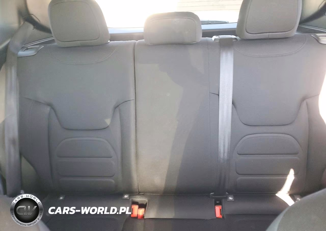 2017 Jeep Renegade Latitude VIN:ZACCJABB0HPG00876 - 10