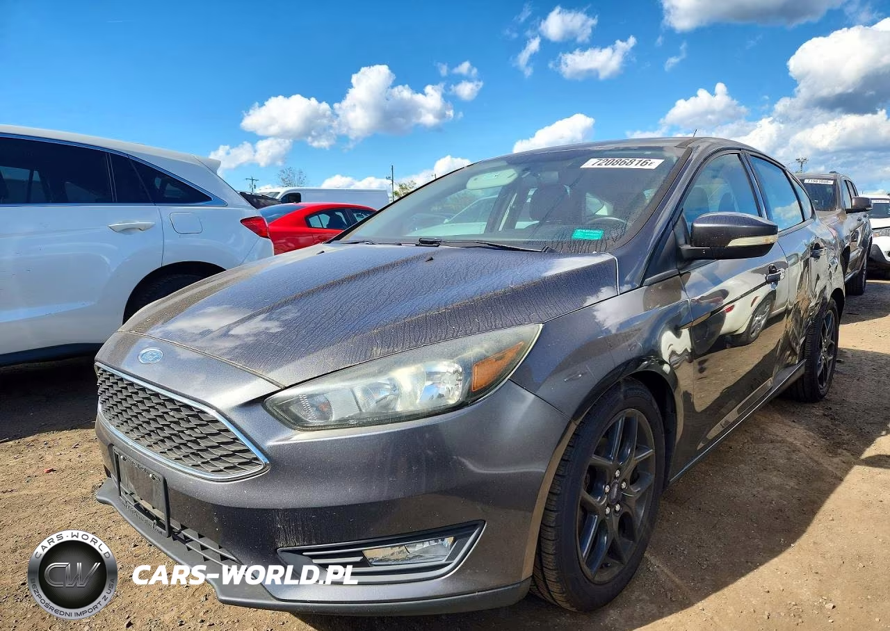 2016 Ford Focus Se VIN:1FADP3K29GL332935 - 1
