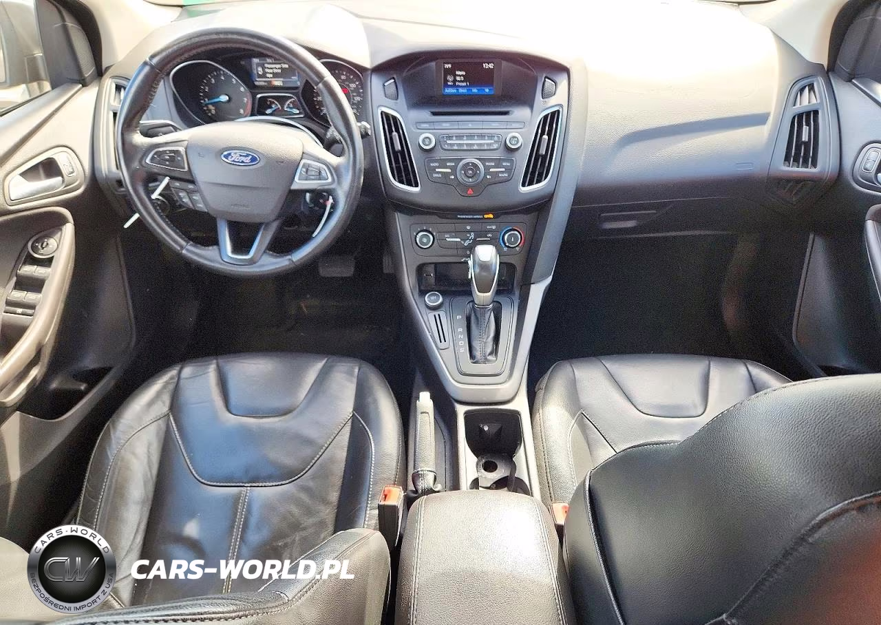 2016 Ford Focus Se VIN:1FADP3K29GL332935 - 8