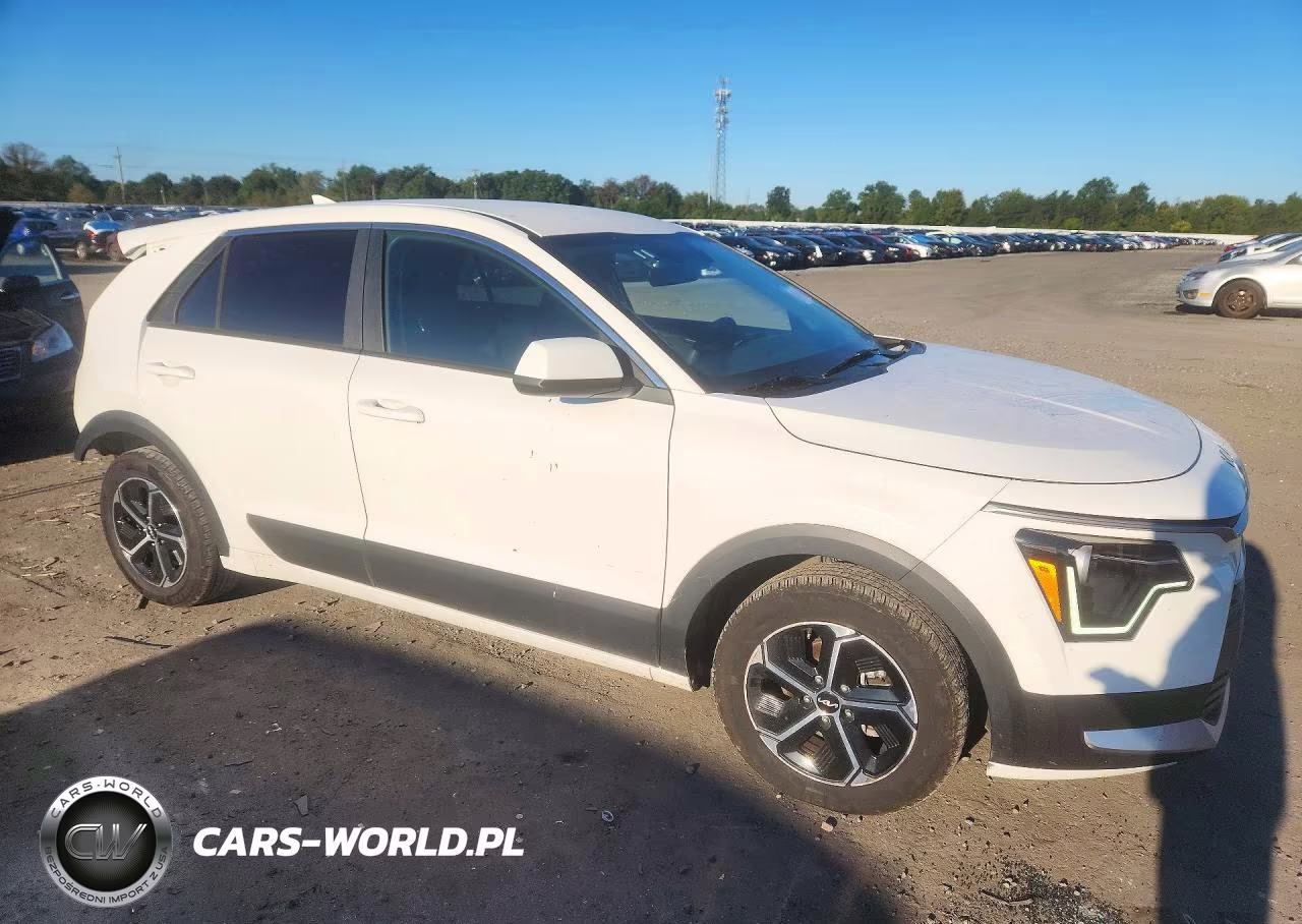 2026 Kia Niro Lx VIN:KNDCP3LE4T5320463 - 4
