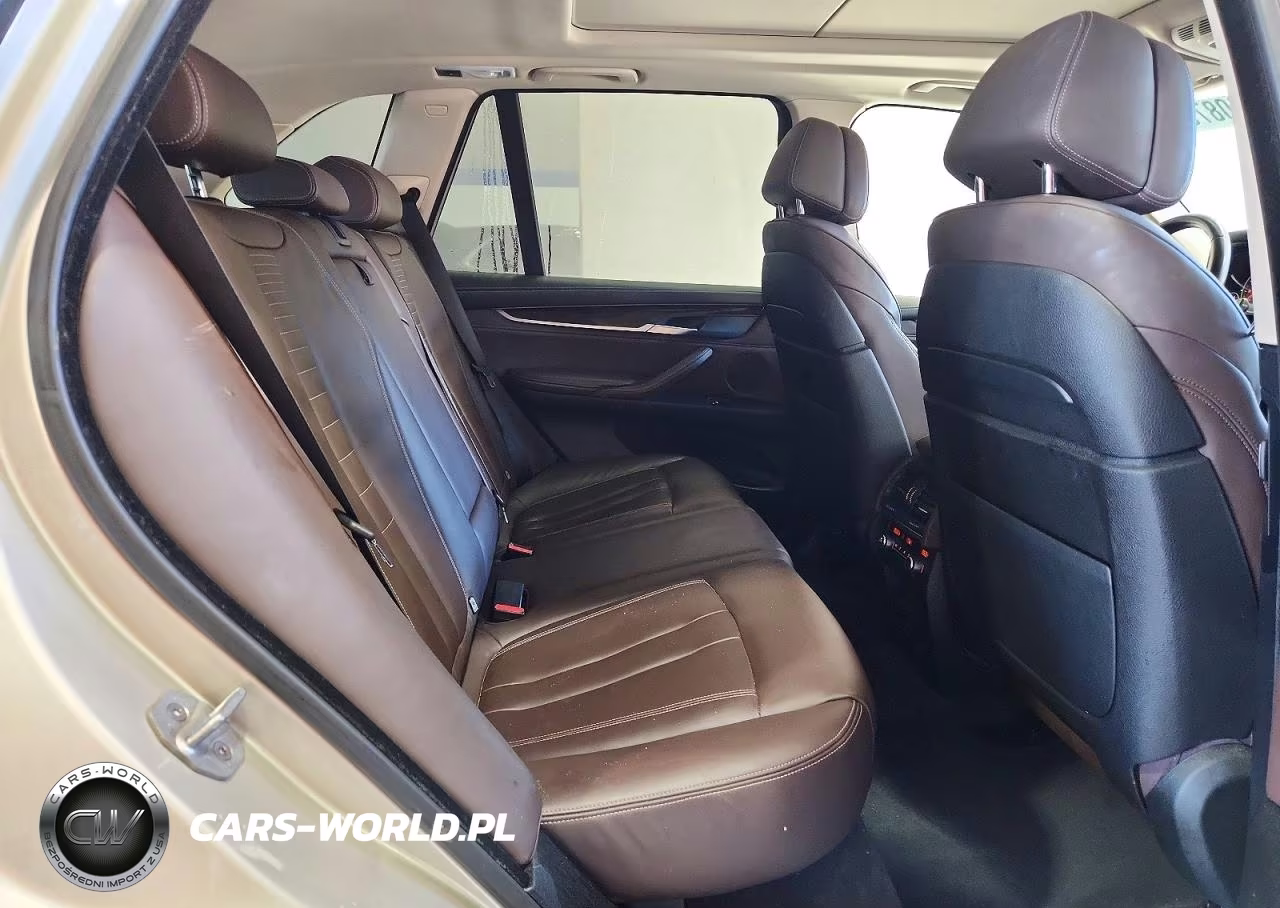 2015 BMW X5 xDrive35I VIN:5UXKR0C58F0K52754 - 11