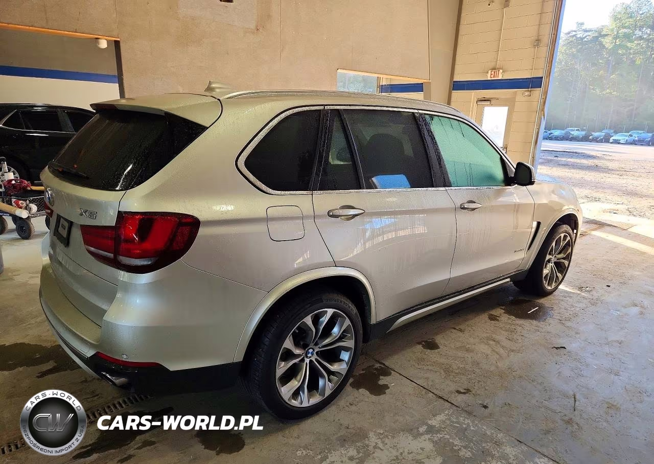 2015 BMW X5 xDrive35I VIN:5UXKR0C58F0K52754 - 3