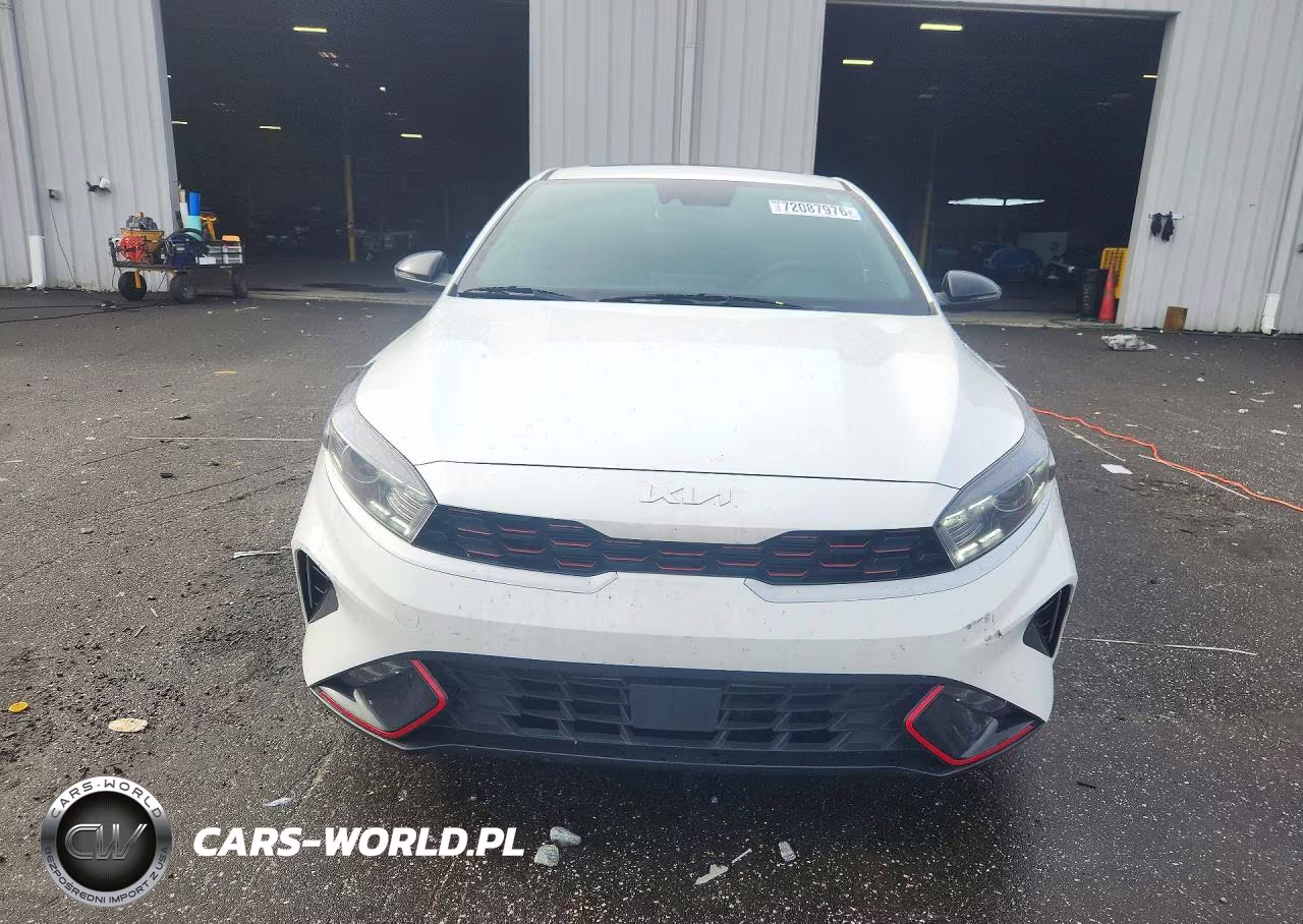 2023 Kia Forte Gt Line VIN:3KPF54AD4PE656952 - 5