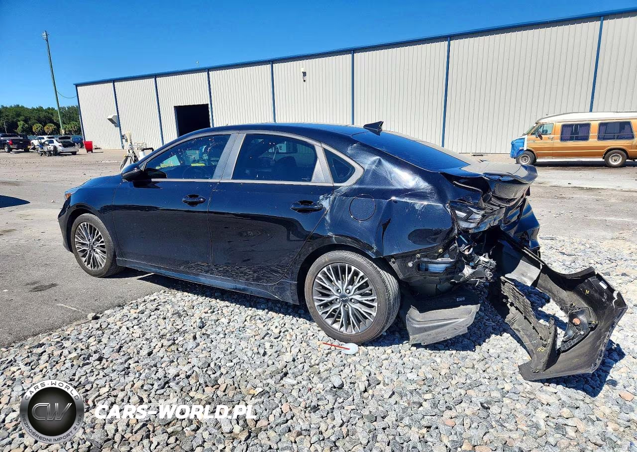 2023 Kia Forte Gt Line VIN:3KPF54AD7PE519407 - 2