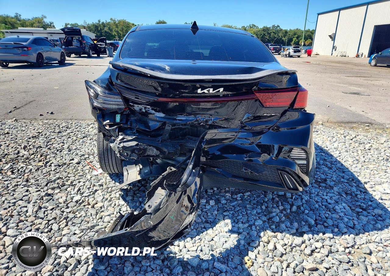 2023 Kia Forte Gt Line VIN:3KPF54AD7PE519407 - 6
