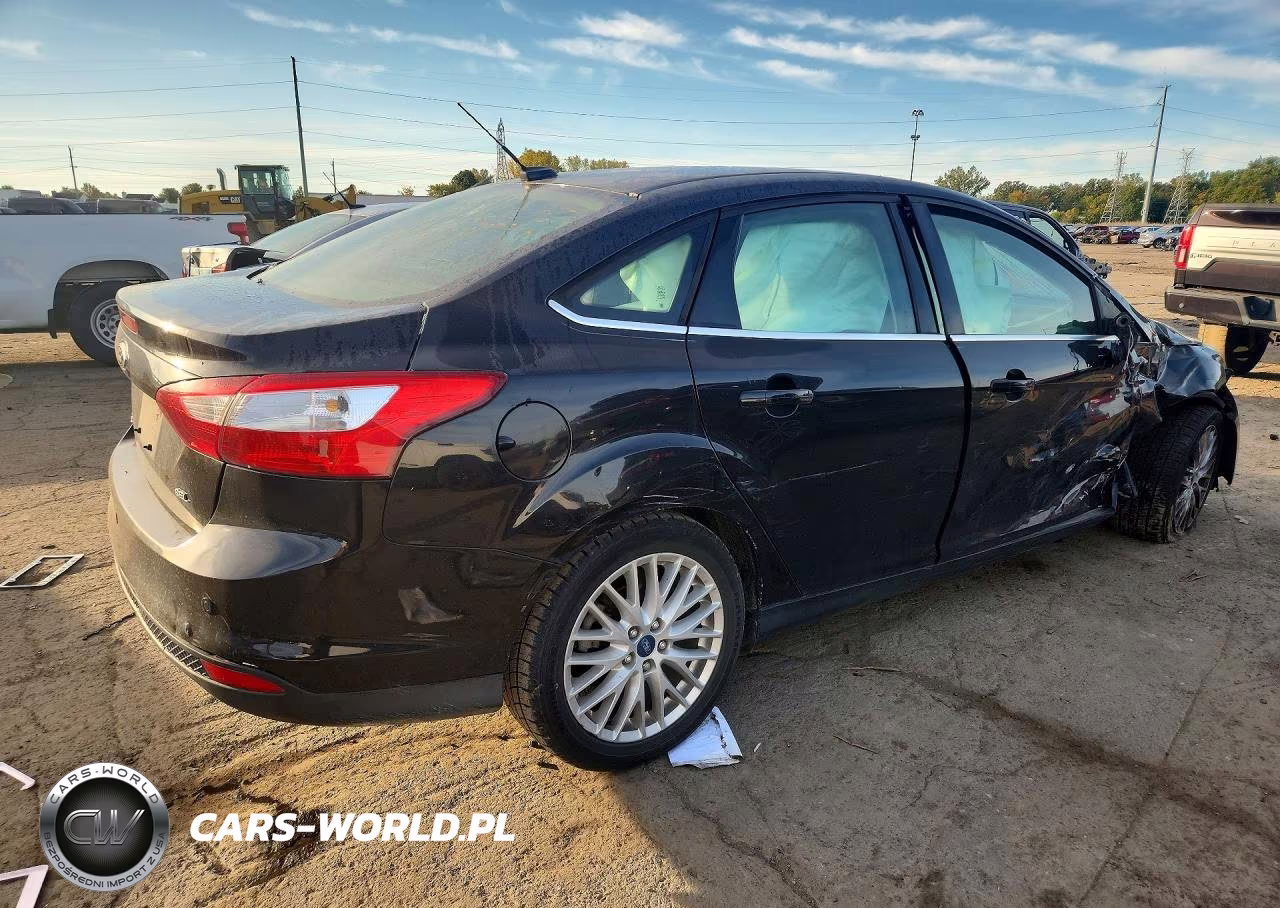 2012 Ford Focus Sel VIN:1FAHP3H25CL277614 - 3
