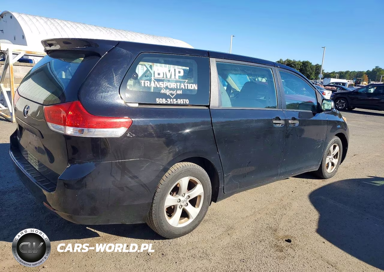 2011 Toyota Sienna Base 7-Passenger VIN:5TDZK3DCXBS030274 - 3
