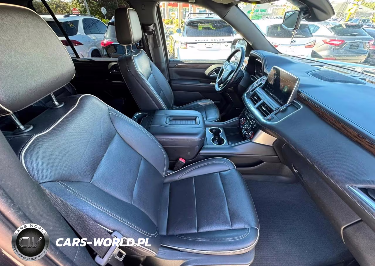 2022 Chevrolet Suburban C1500 Premier VIN:1GNSCFKD8NR197268 - 5
