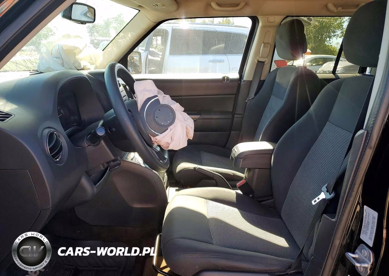 2016 Jeep Patriot Sport VIN:1C4NJPBB7GD547263 - 7