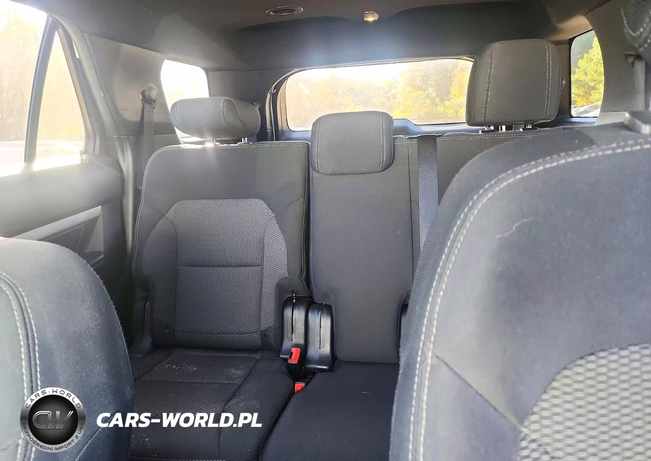 2016 Ford Explorer Xlt VIN:1FM5K8D81GGB48489 - 10