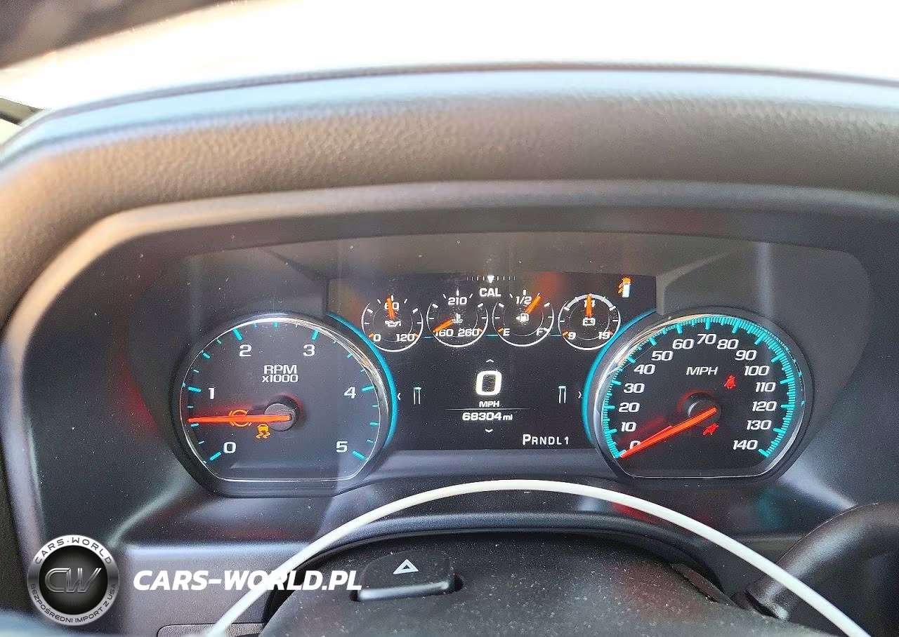 2018 GMC Sierra K2500 Denali VIN:1GT12UEYXJF158283 - 9