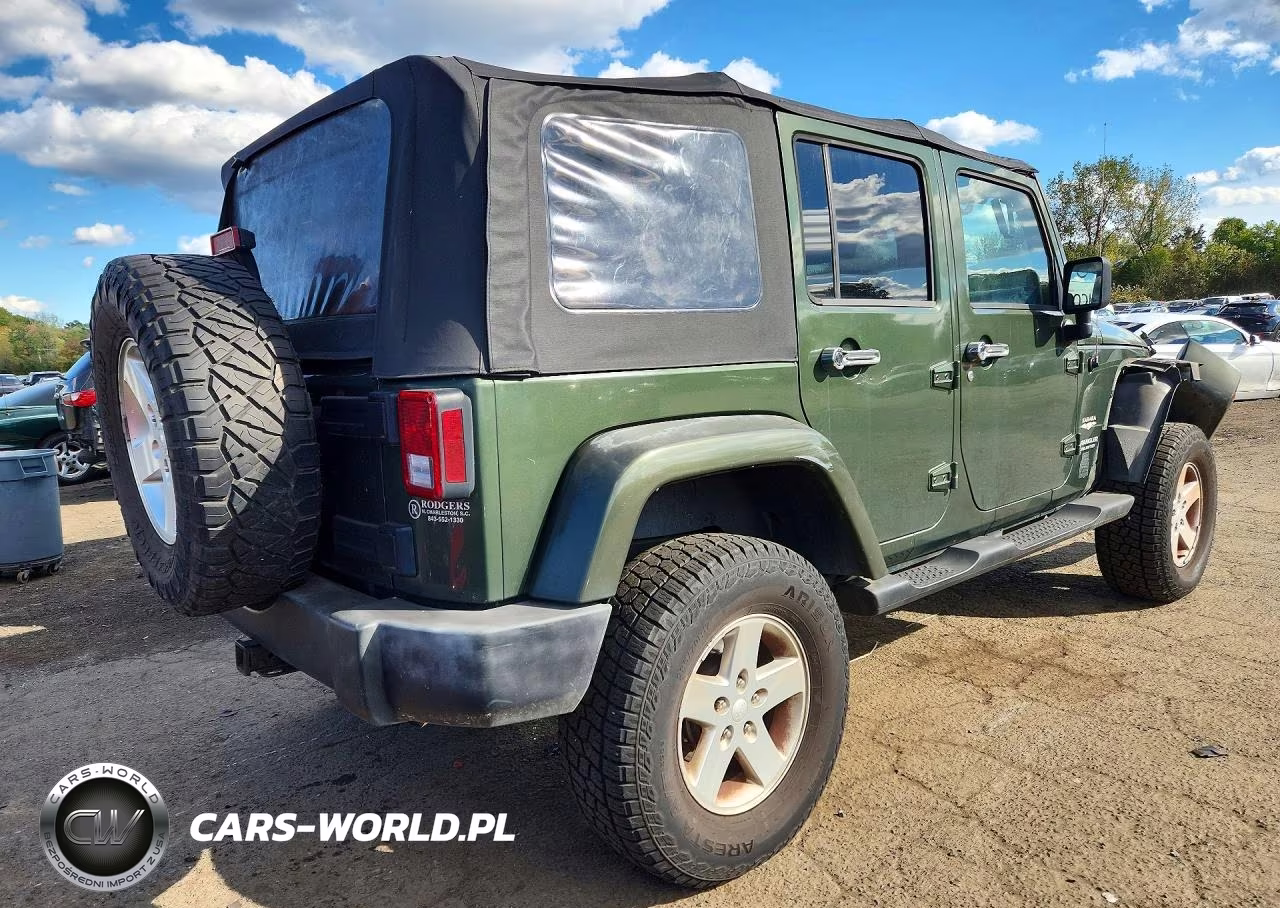 2007 Jeep Wrangler Sahara VIN:1J4GB59147L143196 - 3