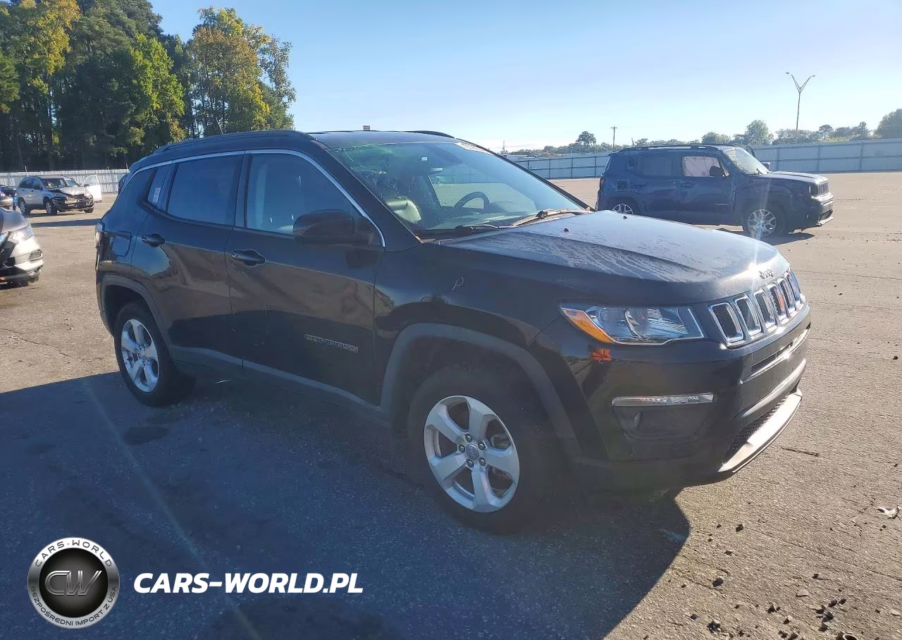 2019 Jeep Compass Latitude VIN:3C4NJDBB7KT650331 - 4