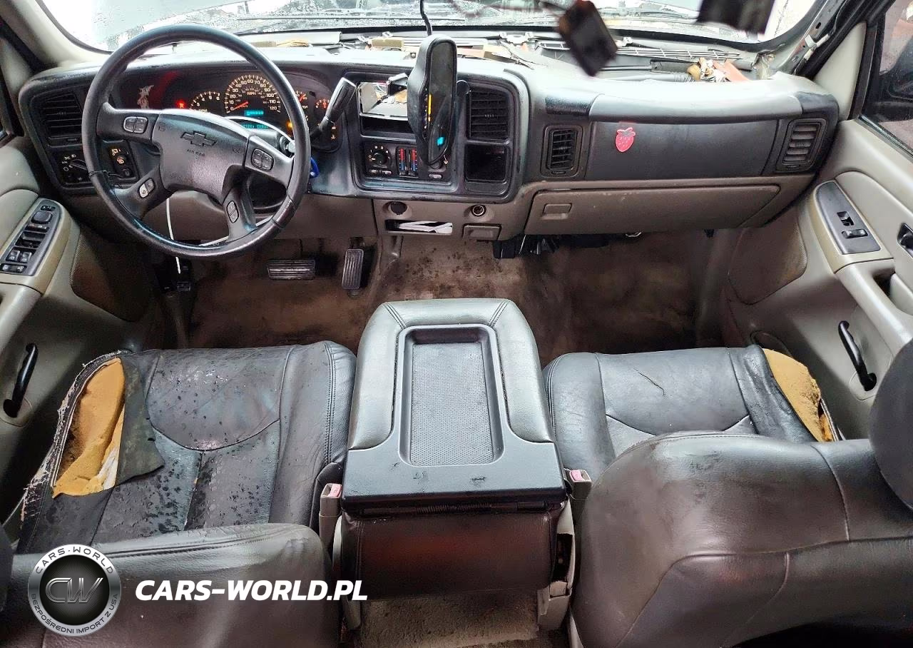 2005 Chevrolet Tahoe C1500 VIN:1GNEC13T95R171686 - 8