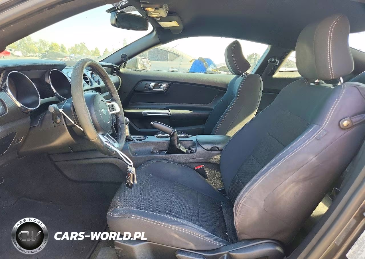 2017 Ford Mustang VIN:1FA6P8AM3H5309861 - 7
