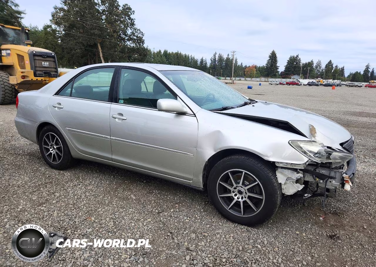 2004 Toyota Camry Xle V6 VIN:4T1BF30K54U581001 - 4