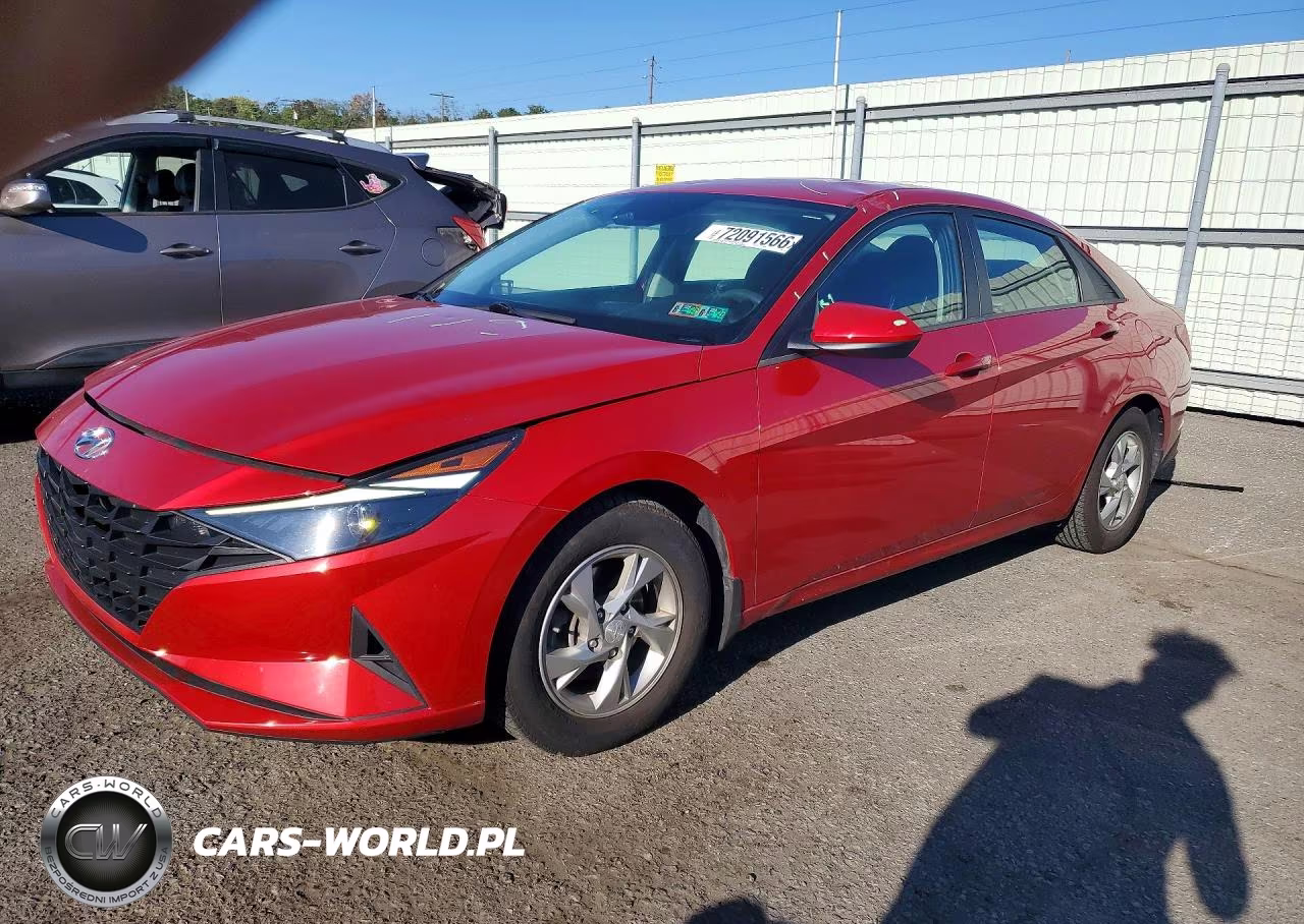 2022 Hyundai Elantra Se