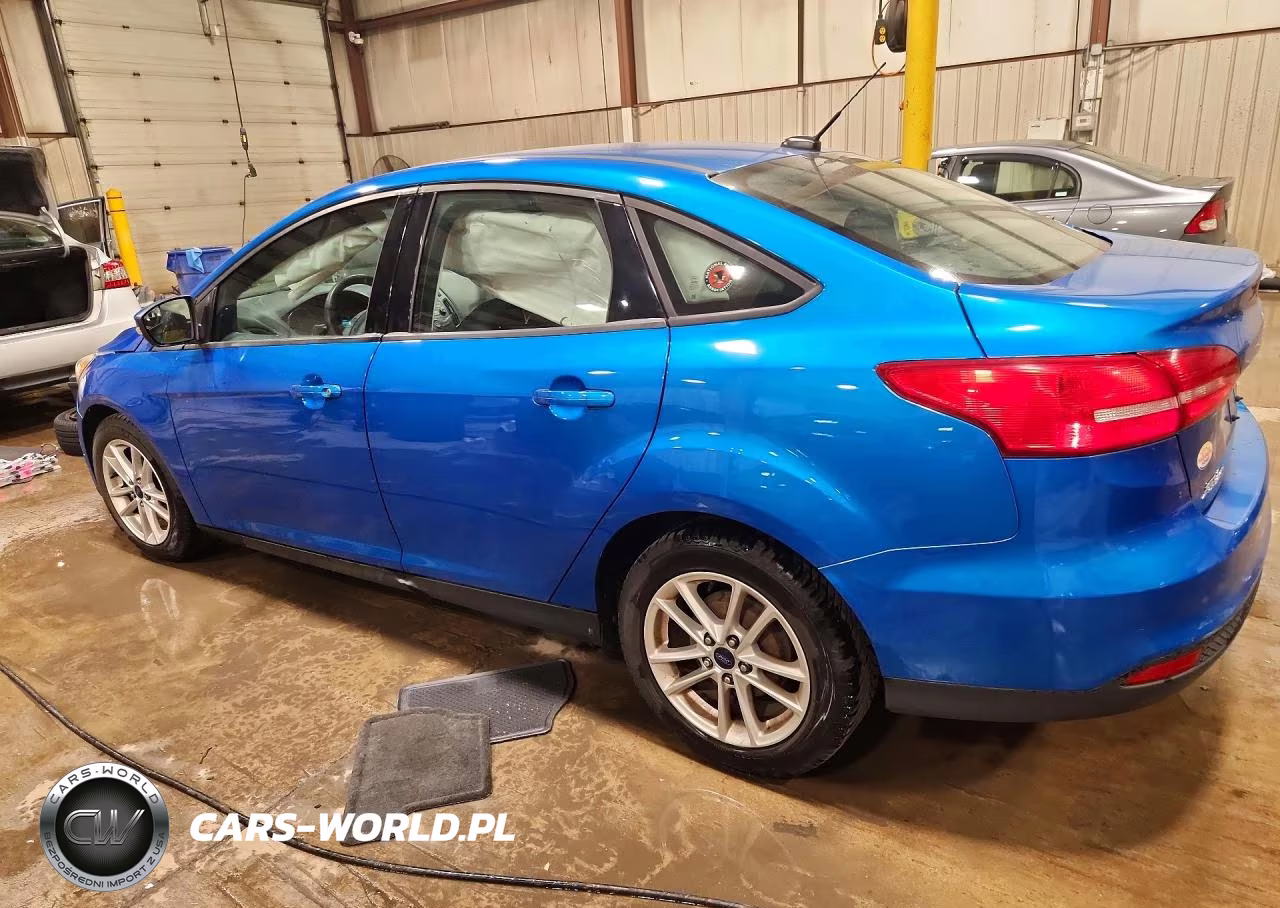 2016 Ford Focus Se VIN:1FADP3F25GL354800 - 2