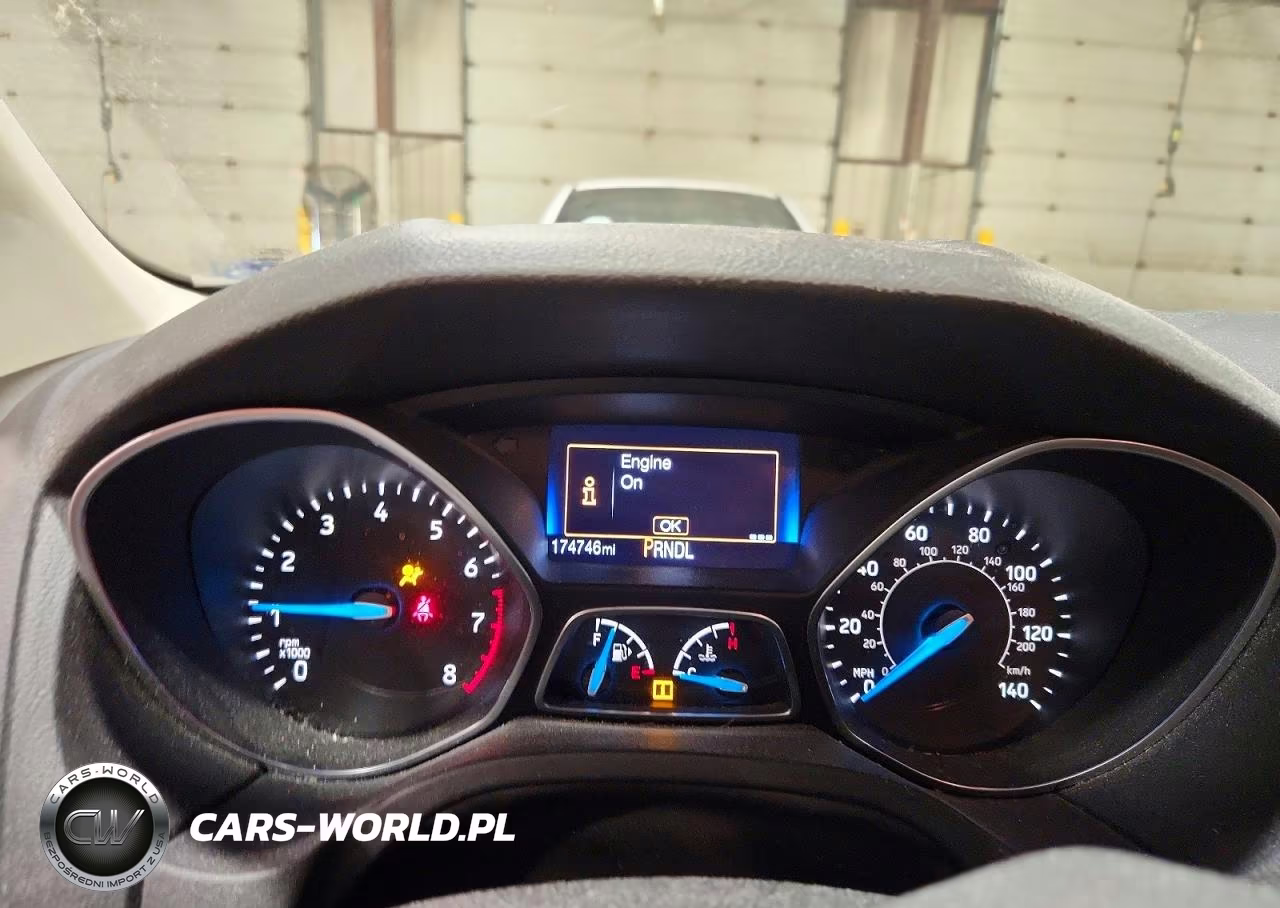 2016 Ford Focus Se VIN:1FADP3F25GL354800 - 9