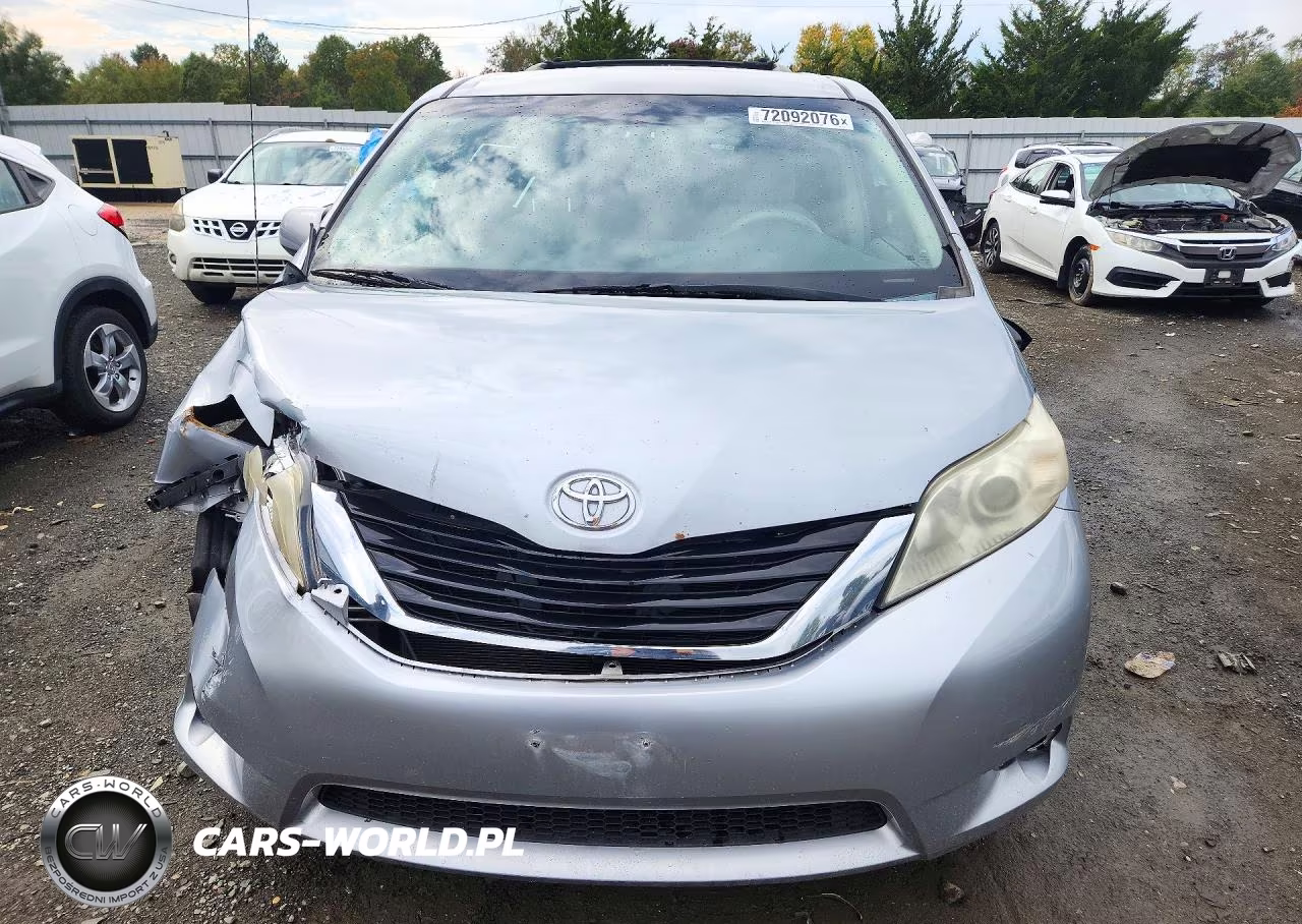 2012 Toyota Sienna Le VIN:5TDKK3DC9CS263971 - 5