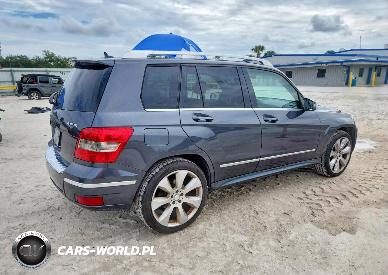 2011 Mercedes-Benz Glk 350 4Matic VIN:WDCGG8HB8BF667052 - 3