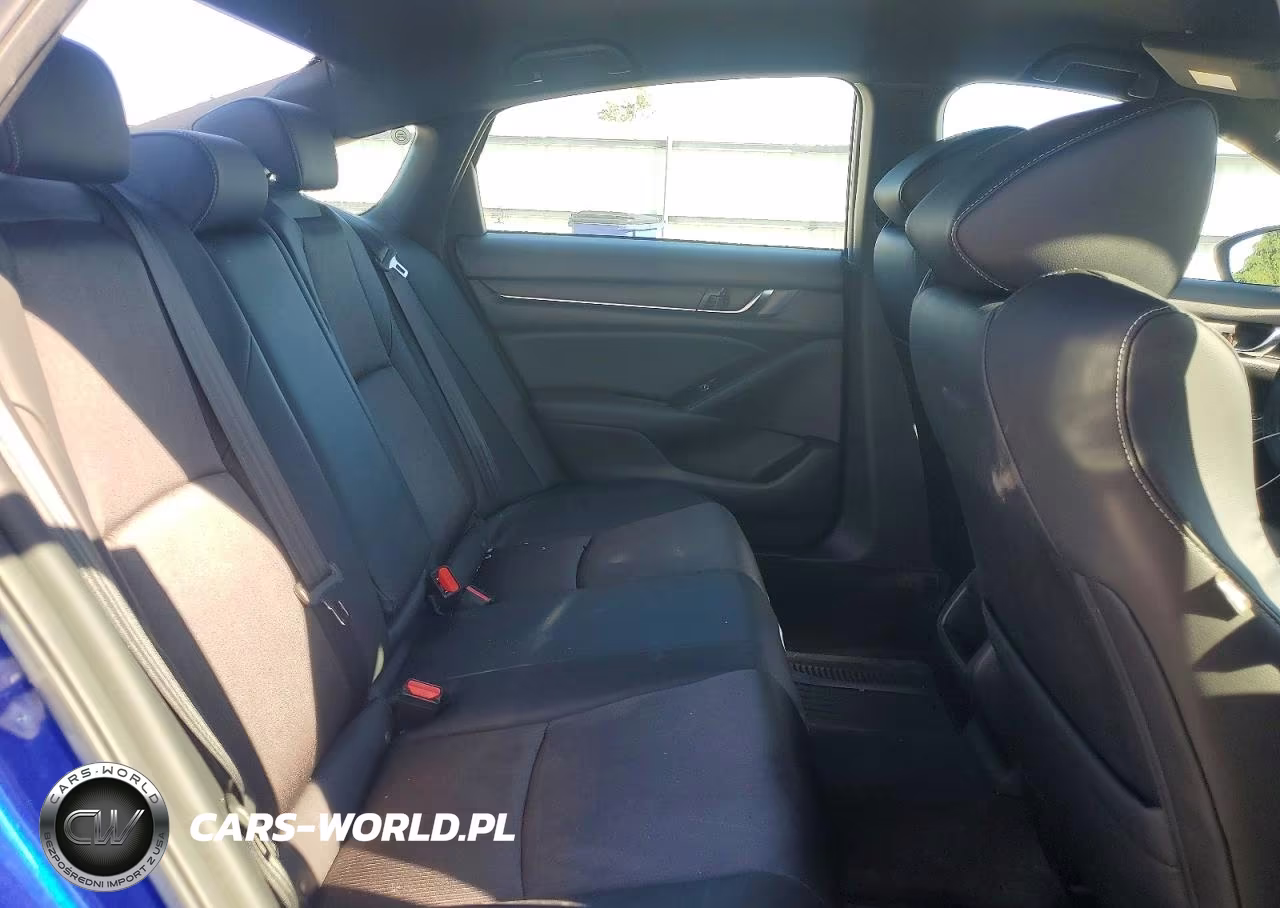 2018 Honda Accord Sport VIN:1HGCV1F37JA137651 - 10