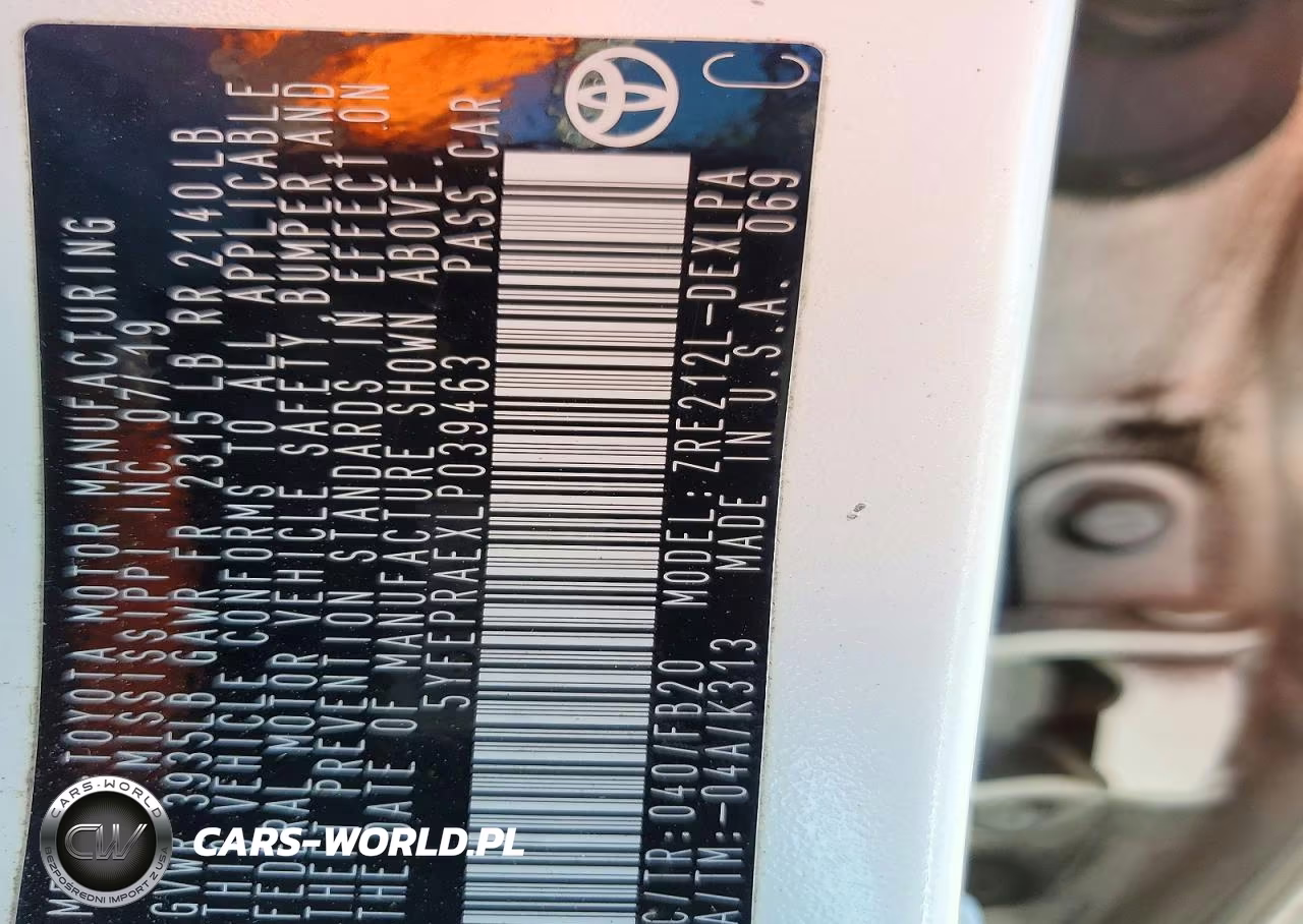 2020 Toyota Corolla Le VIN:5YFEPRAEXLP039463 - 12