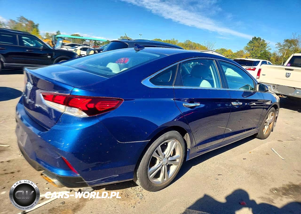 2019 Hyundai Sonata Sel VIN:5NPE34AF2KH752795 - 3