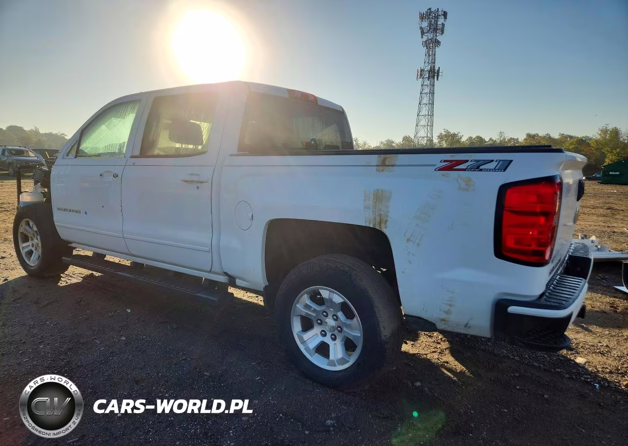 2018 Chevrolet Silverado K1500 Lt VIN:3GCUKREC9JG552306 - 2