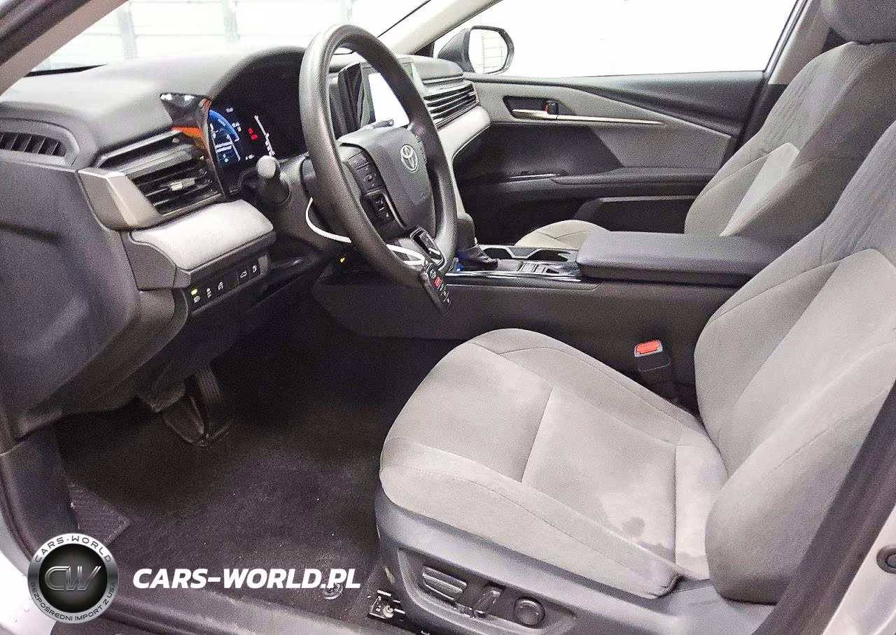 2026 Toyota Camry Le VIN:4T1DAACK7TU698729 - 7