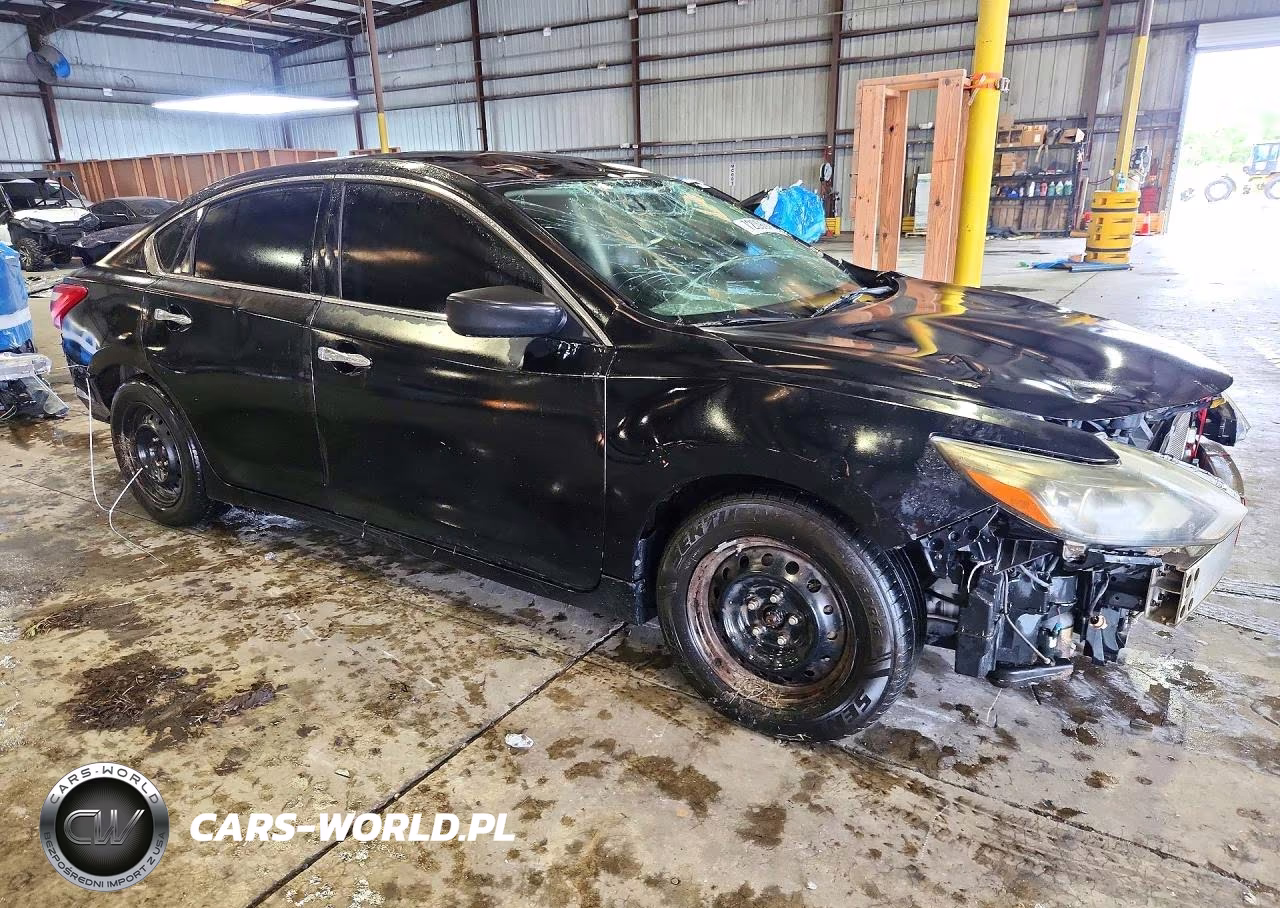2016 Nissan Altima 2.5 S VIN:1N4AL3AP3GC196815 - 4