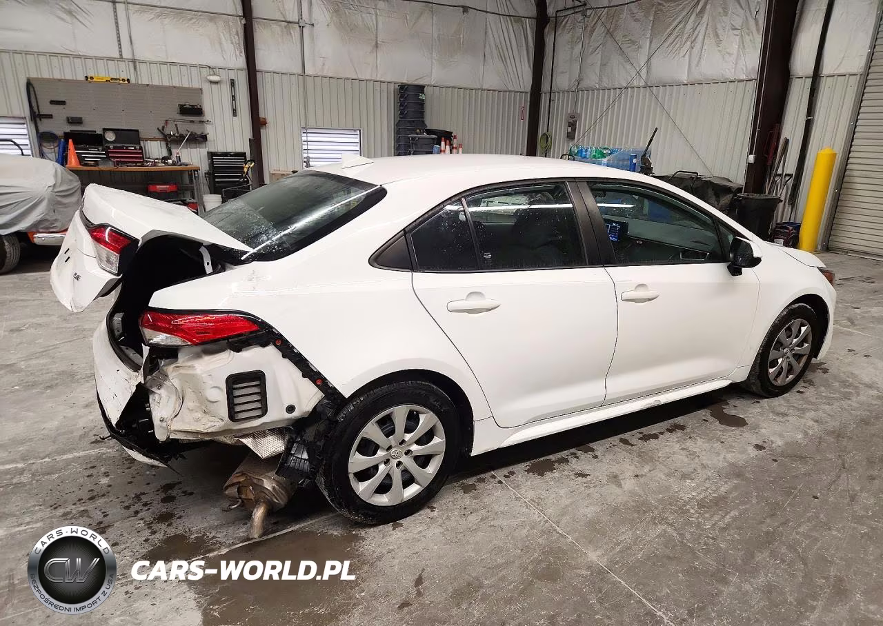 2022 Toyota Corolla Le VIN:5YFEPMAE9NP318005 - 3