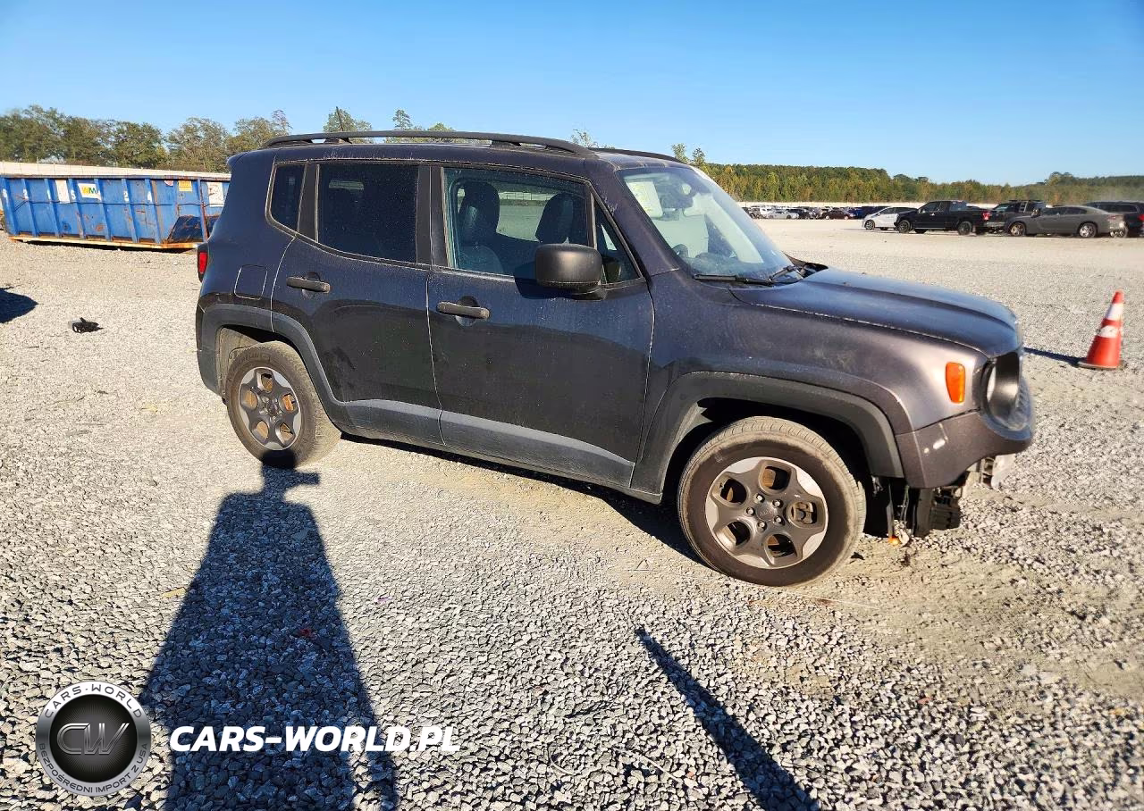 2018 Jeep Renegade Sport VIN:ZACCJAABXJPG96619 - 4