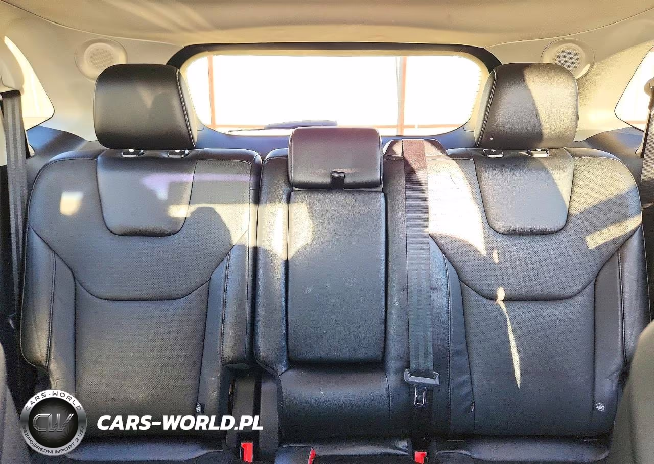2018 Ford Edge Titanium VIN:2FMPK3K8XJBB72027 - 10