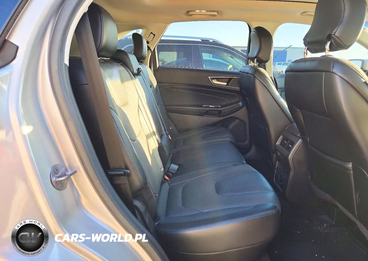2018 Ford Edge Titanium VIN:2FMPK3K8XJBB72027 - 11