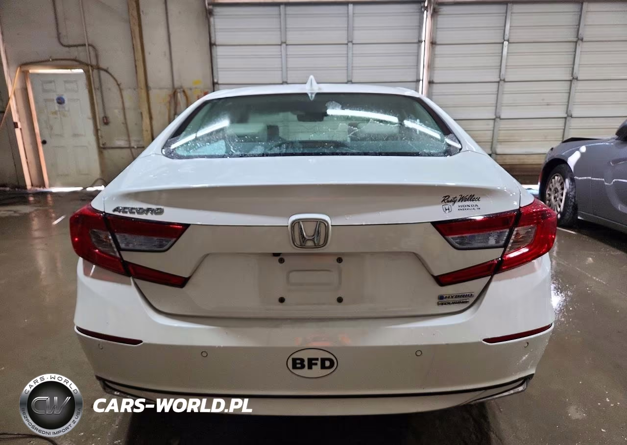 2018 Honda Accord Touring Hybrid VIN:1HGCV3F97JA002346 - 6