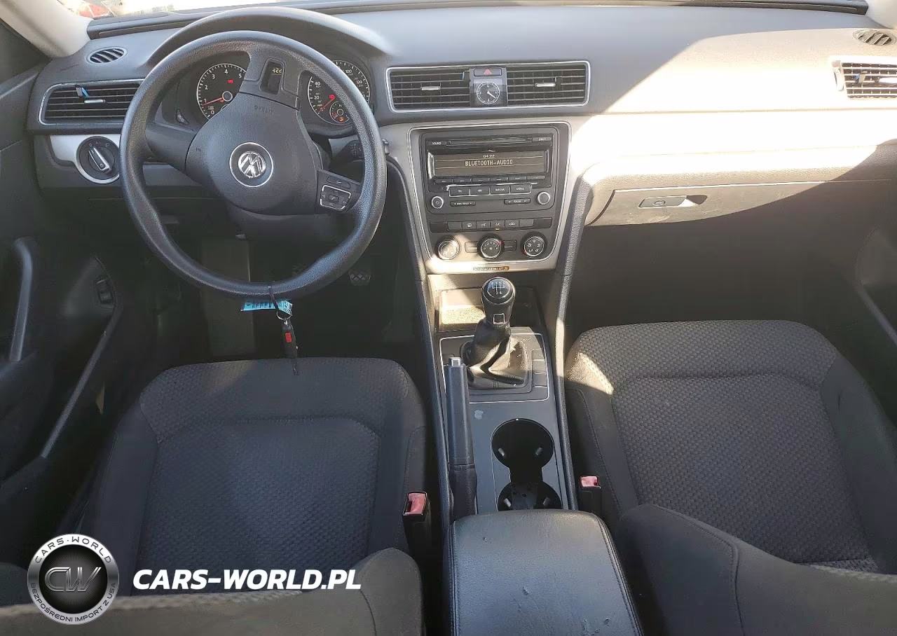 2014 Volkswagen Passat S VIN:1VWAH7A39EC054267 - 8