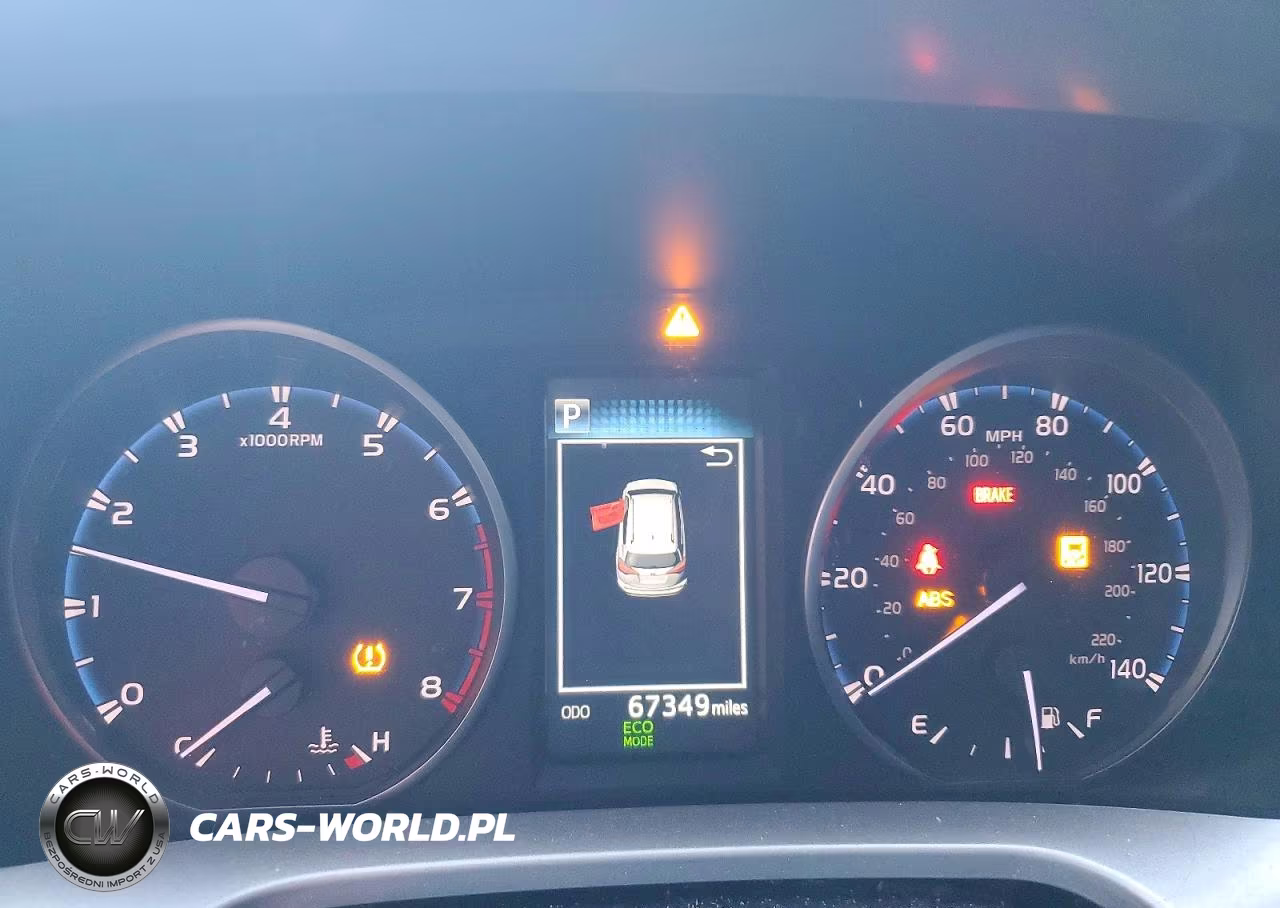 2017 Toyota Rav4 Xle VIN:JTMRFREV8HJ130063 - 9