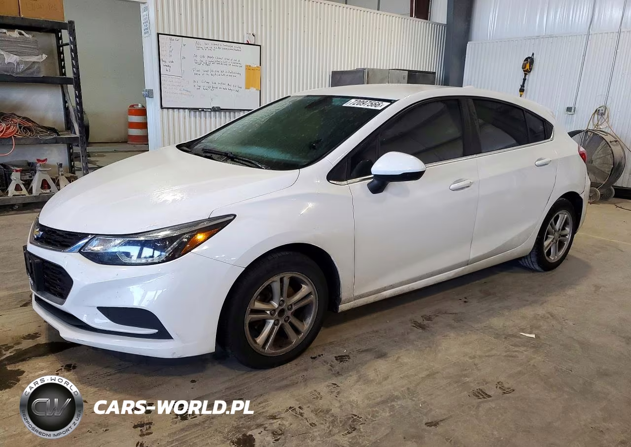 2017 Chevrolet Cruze Lt – zdjęcie 1 z 13