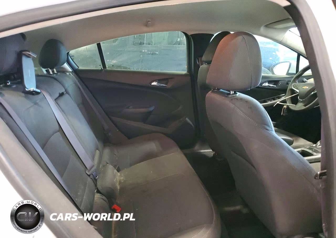 2017 Chevrolet Cruze Lt VIN:3G1BE6SM8HS519615 - 10
