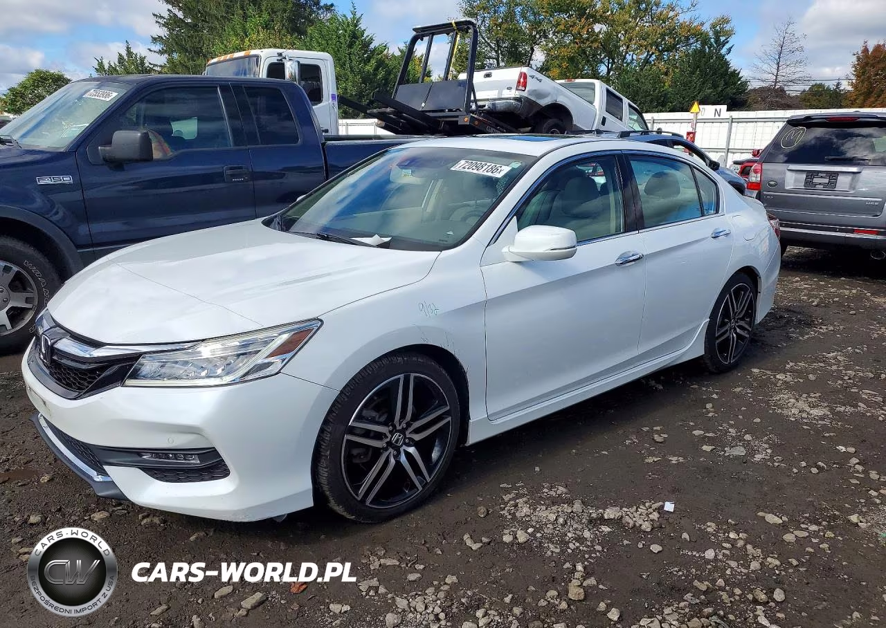 2017 Honda Accord Touring – zdjęcie 1 z 12