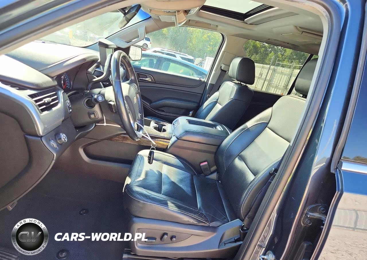 2019 Chevrolet Suburban C1500 Lt VIN:1GNSCHKC6KR370056 - 7
