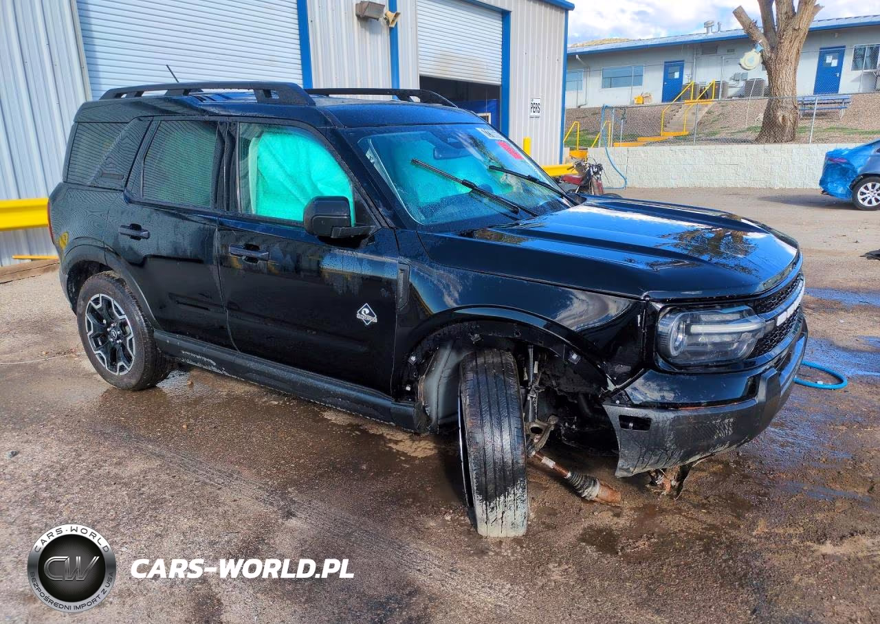 2026 Ford Bronco Sport Outer Banks VIN:3FMCR9CN1TRE01071 - 4