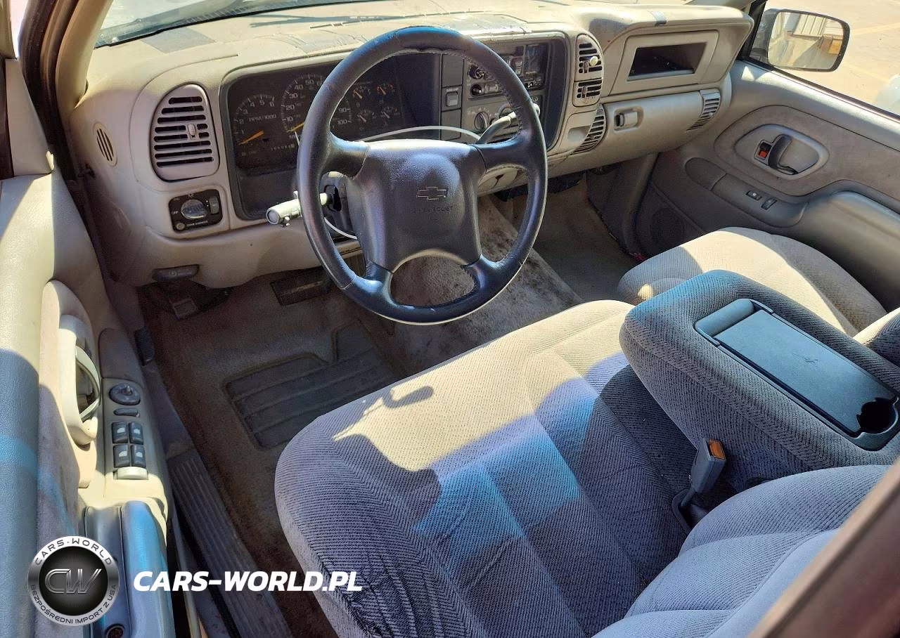 2000 Chevrolet Gmt-400 C3500 VIN:1GCHC33J1YF506235 - 8