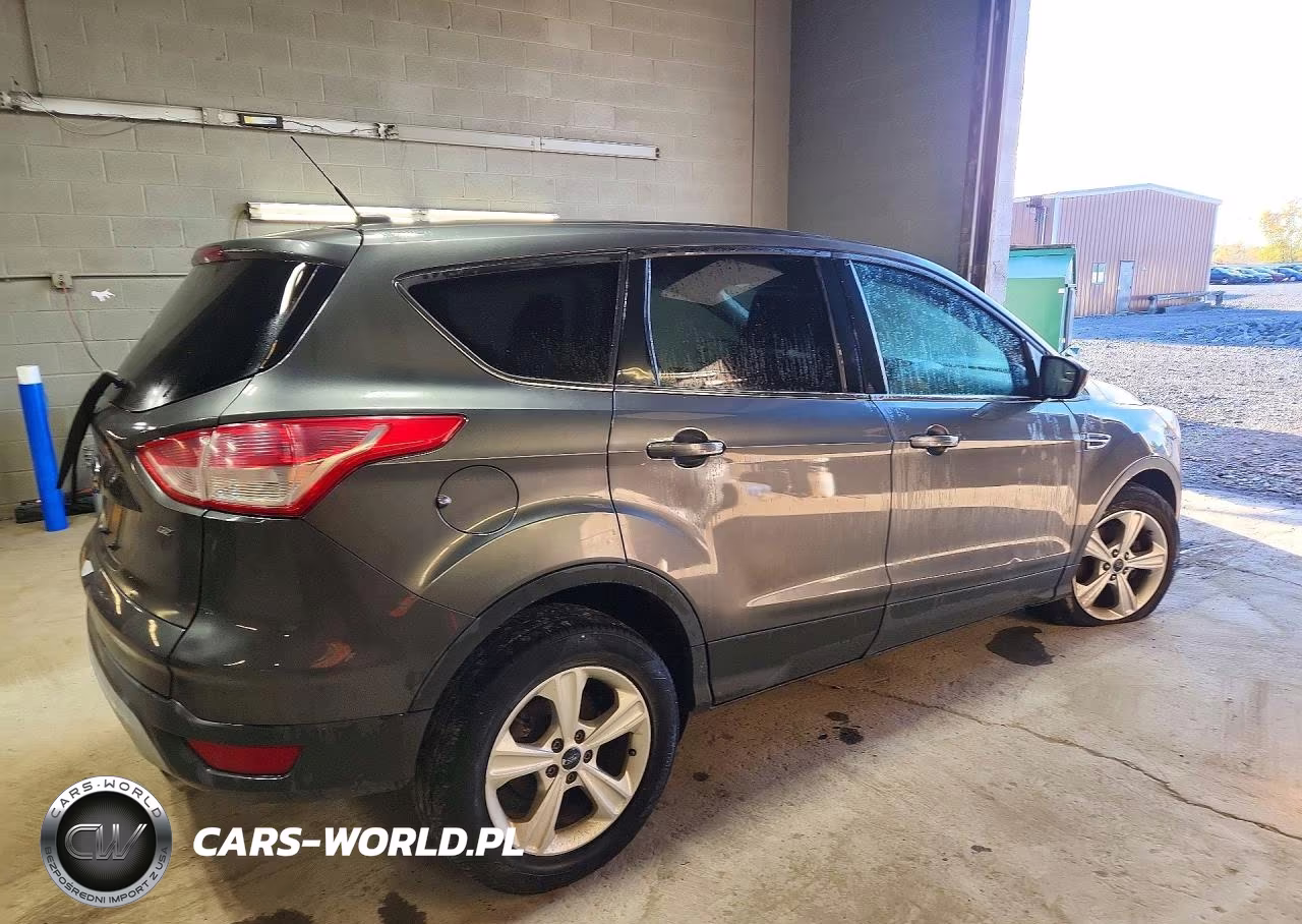 2015 Ford Escape Se VIN:1FMCU0G77FUC57996 - 3